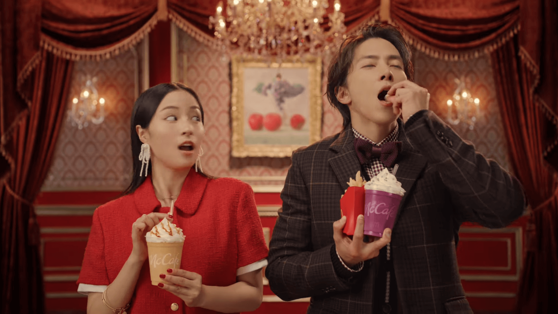 McCafé “Frappe ♡ Ringo & Kyoho” edition 15 seconds Tomohisa Yamashita, Suzu Hirose (1)