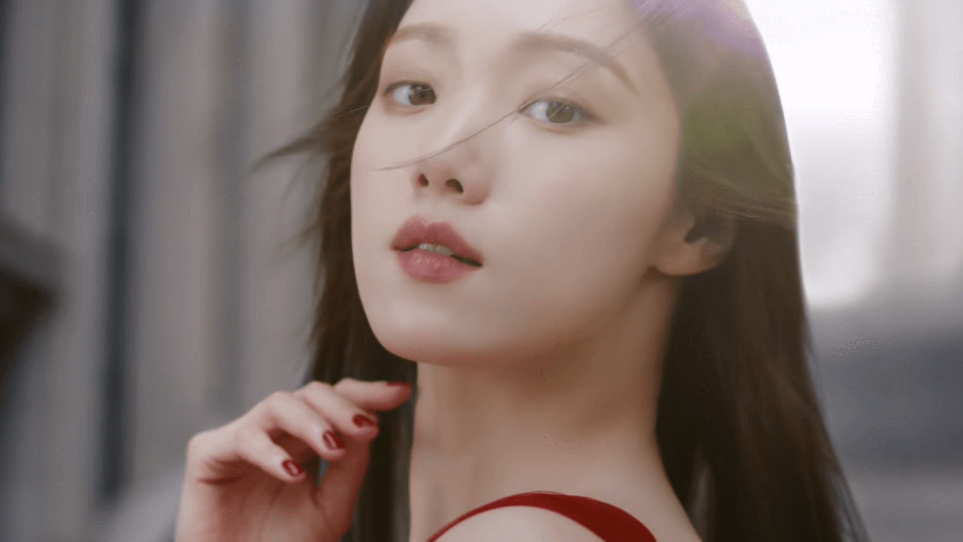 love hair Live beautifully. - “Living luster from the first time_1 Bouncy hair” (15 seconds ver.)_ TSUBAKI Lee Sung Kyung (1)