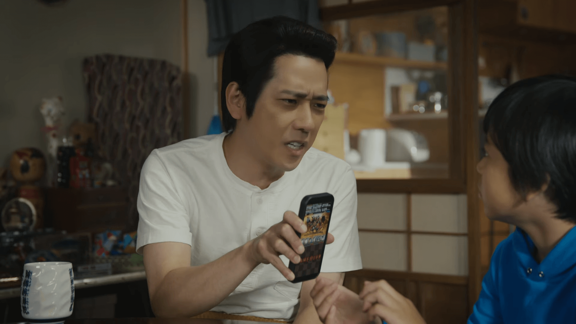 [Puzzle and Dragons TVCM] "Showa's Dad/Look at Dad" edition, Kazunari Ninomiya (1)